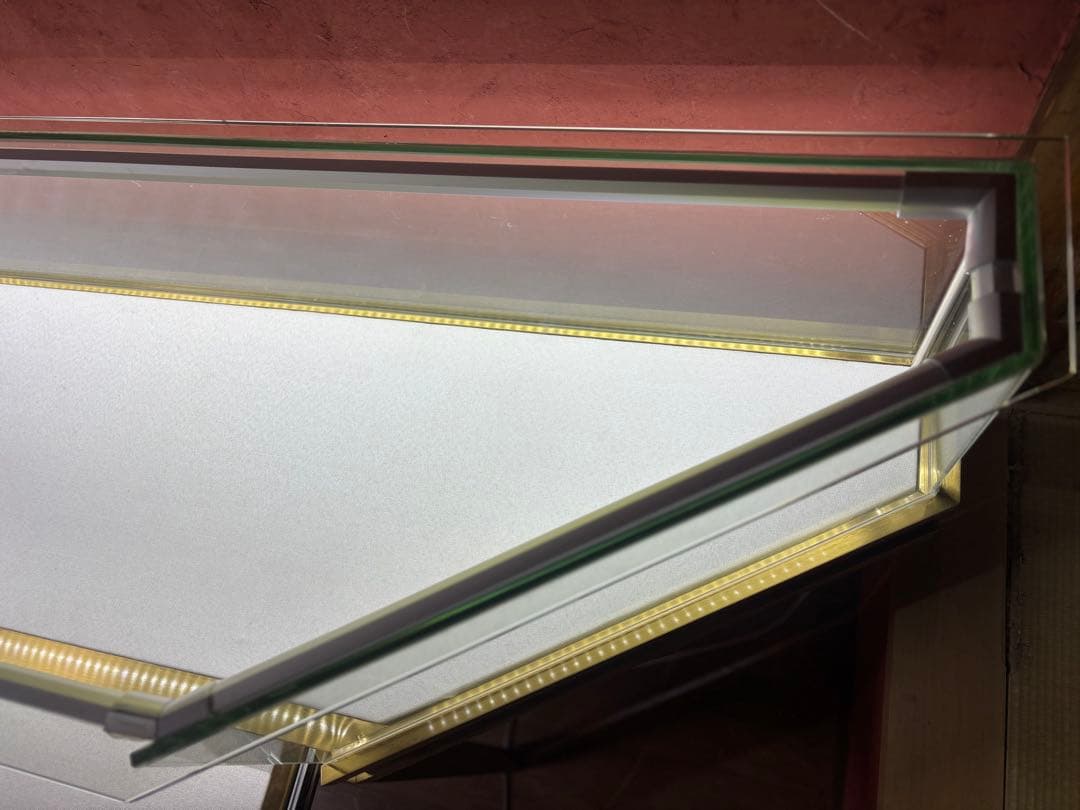 カウンター型LED照明&引き出し付きガラスジュエリーショーケース③