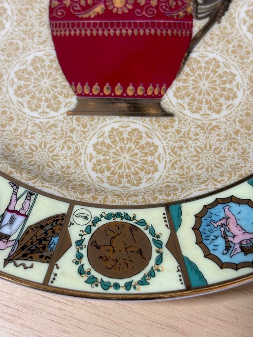 【希少！】未使用　GUCCI お皿4枚セット　プレート