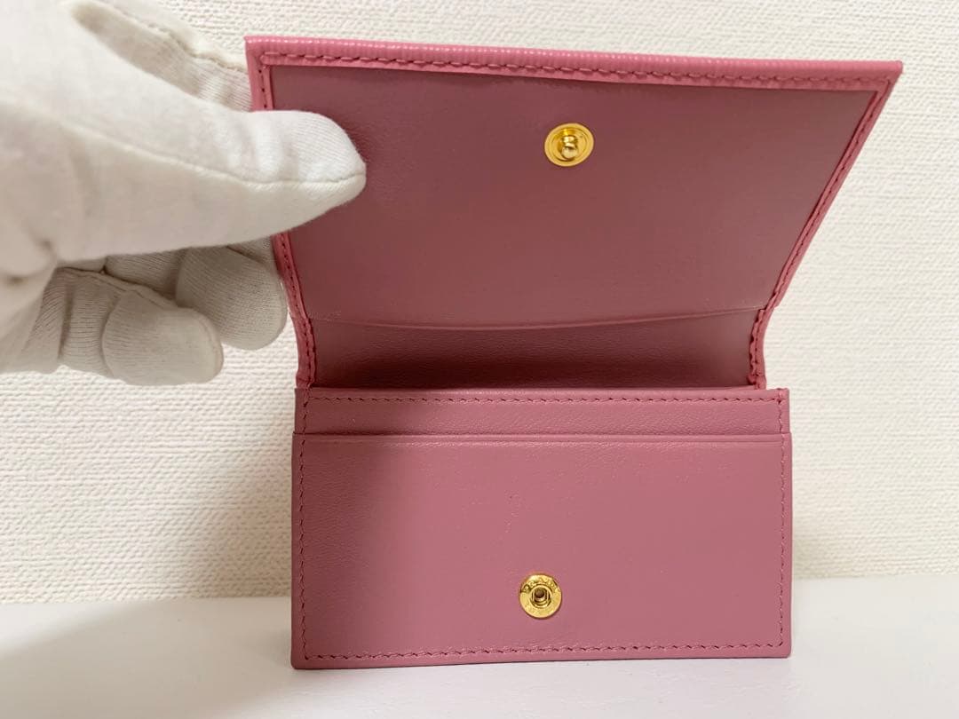 【新品・未使用】PRADA プラダ　名刺入れ