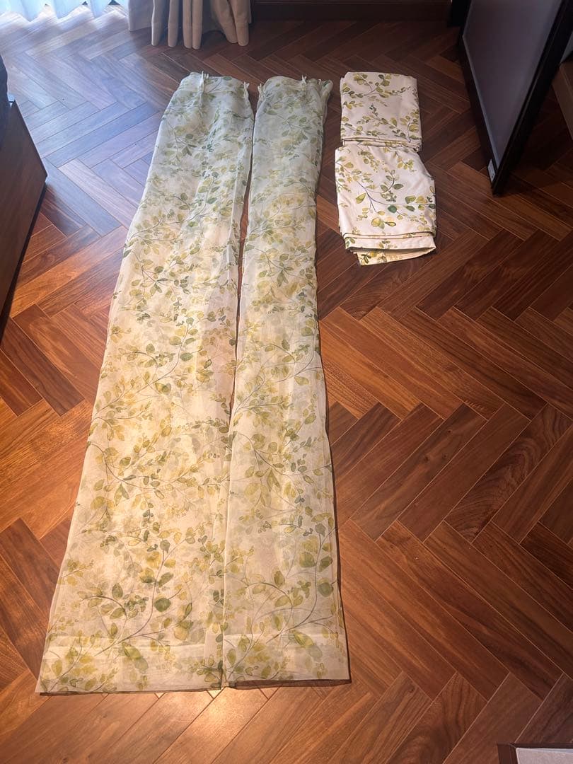 【びっくりカーテン】ボタニカルデザイン レースカーテン グリーンミスト