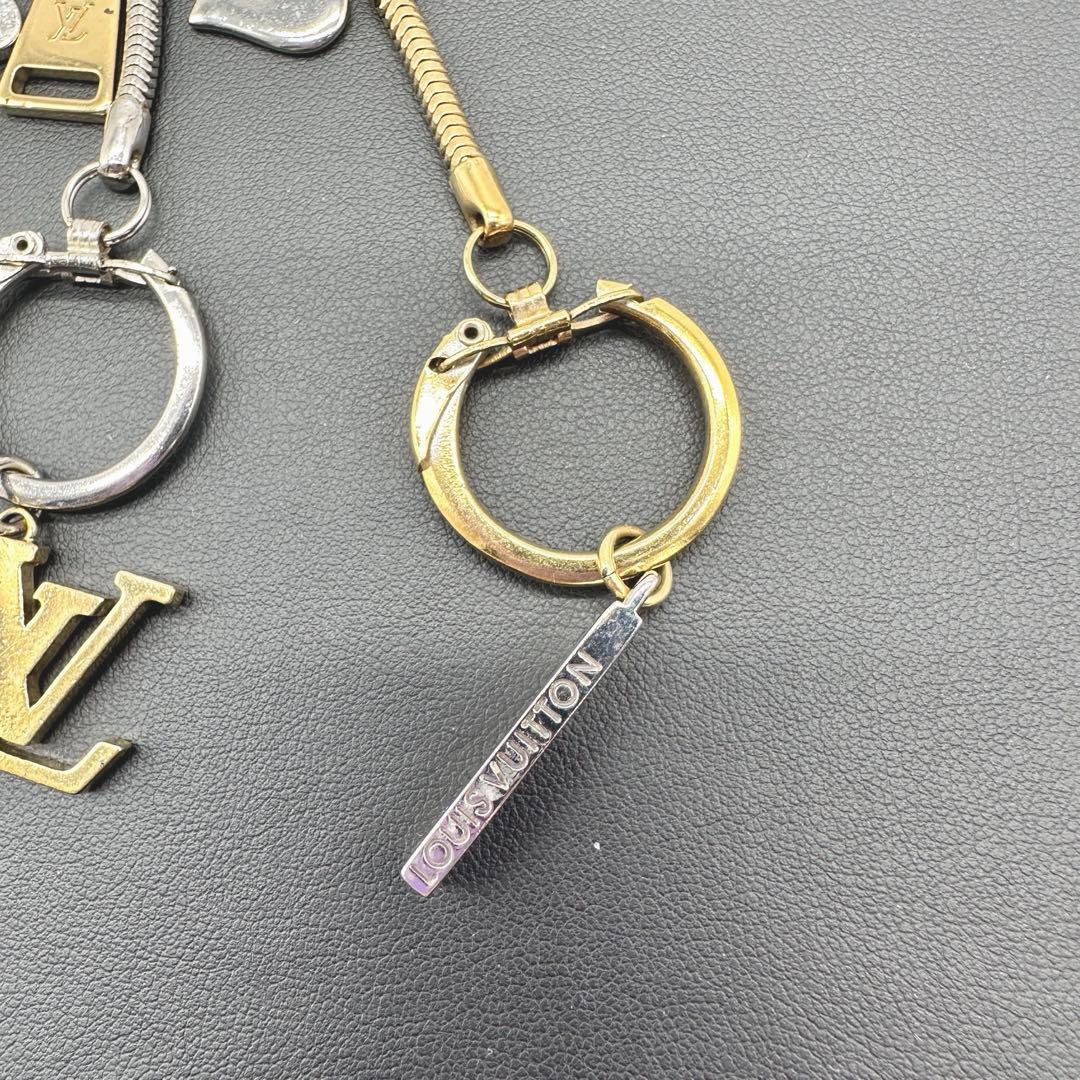 専用★LOUIS VUITTON メタルLVパドロックピンブローチ★C34