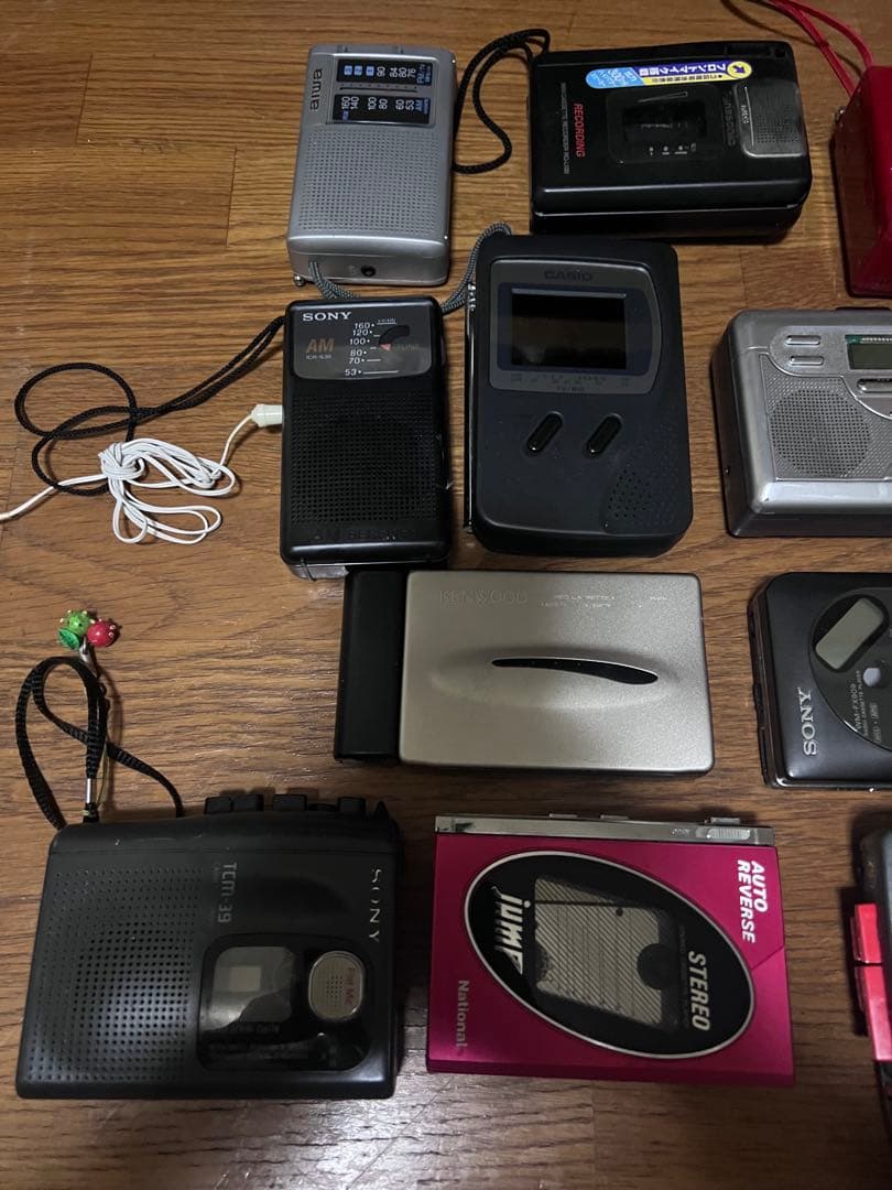 ポータブルカセットプレーヤー (16セット)ジャンク