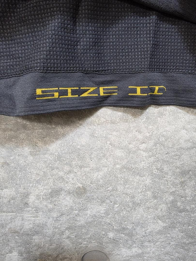 Assos 春秋用　ベースレイヤー　サイズ2