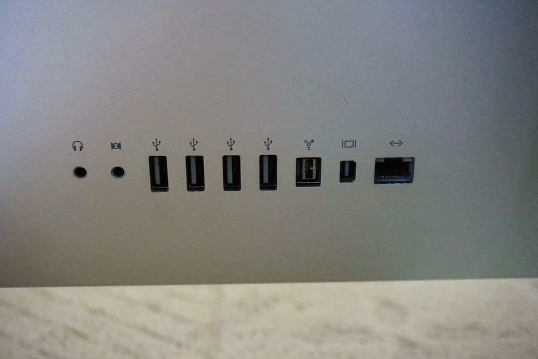 Apple iMac 21.5インチ（late2009） デスクトップ型パソコン