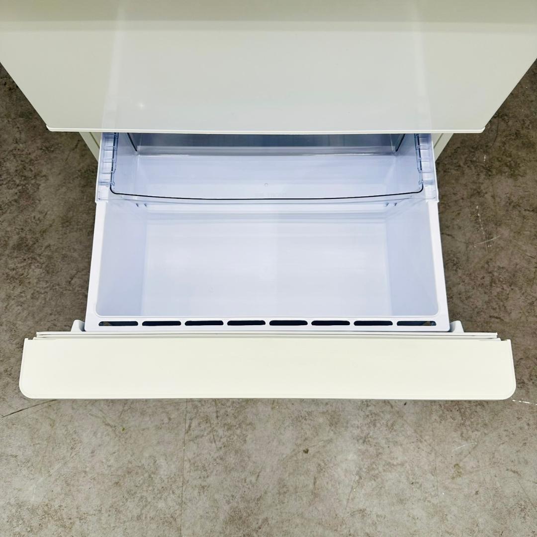 2019年製 AQUAアクア冷凍冷蔵庫　AQR-SV24HBK(W)