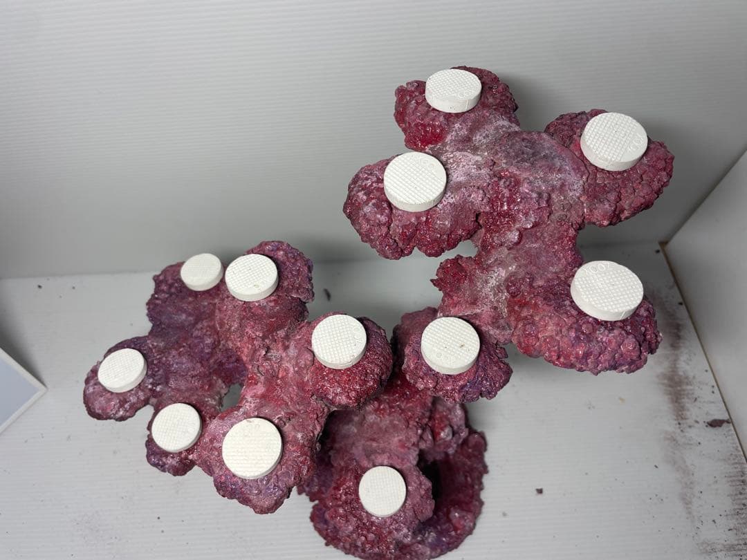 【送料無料】人工ライブロック　PHR40／12穴加工　アク抜き済み安心塗料使用