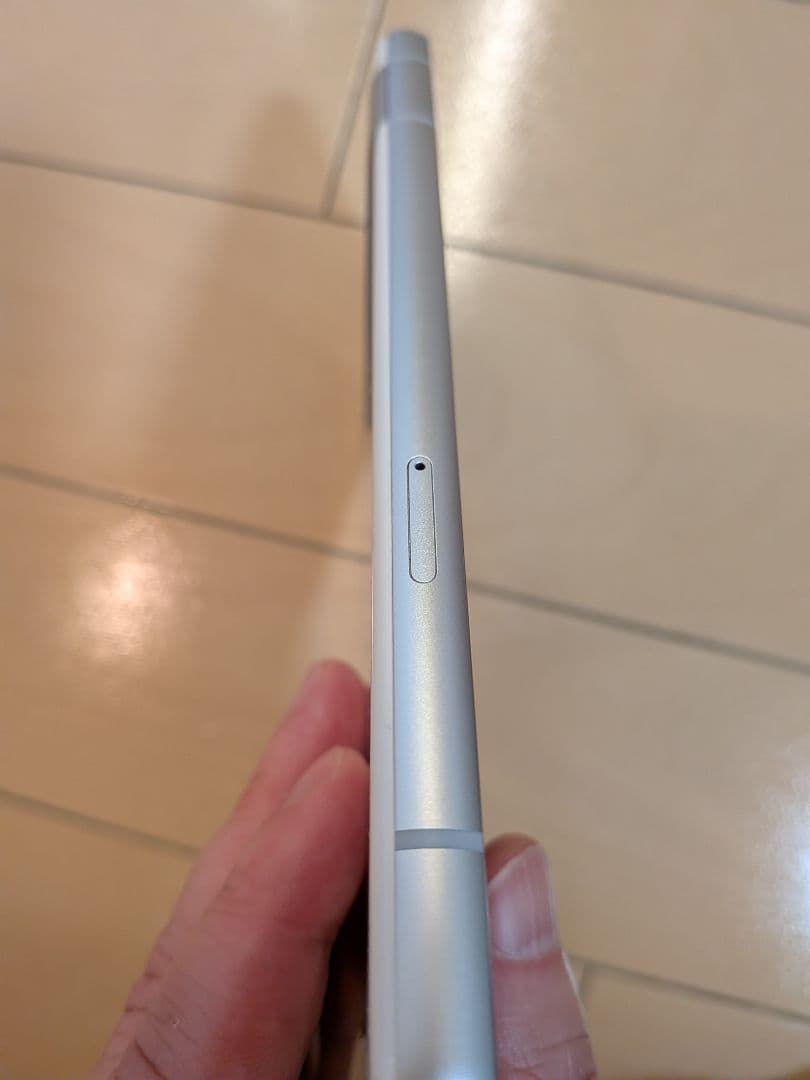 Pixel 7a おまけ付きの美品です。