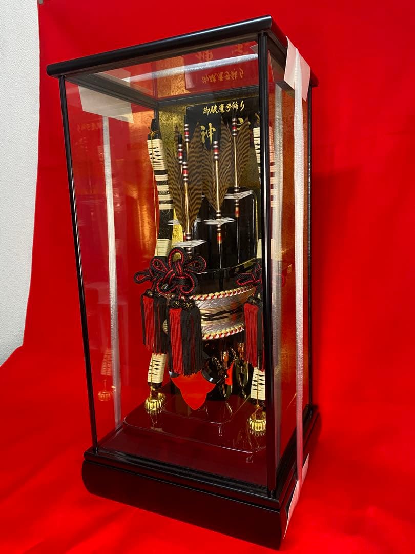 破魔弓　ガラスケース１５号・間口約２６×奥行約２３×高さ約５３㎝