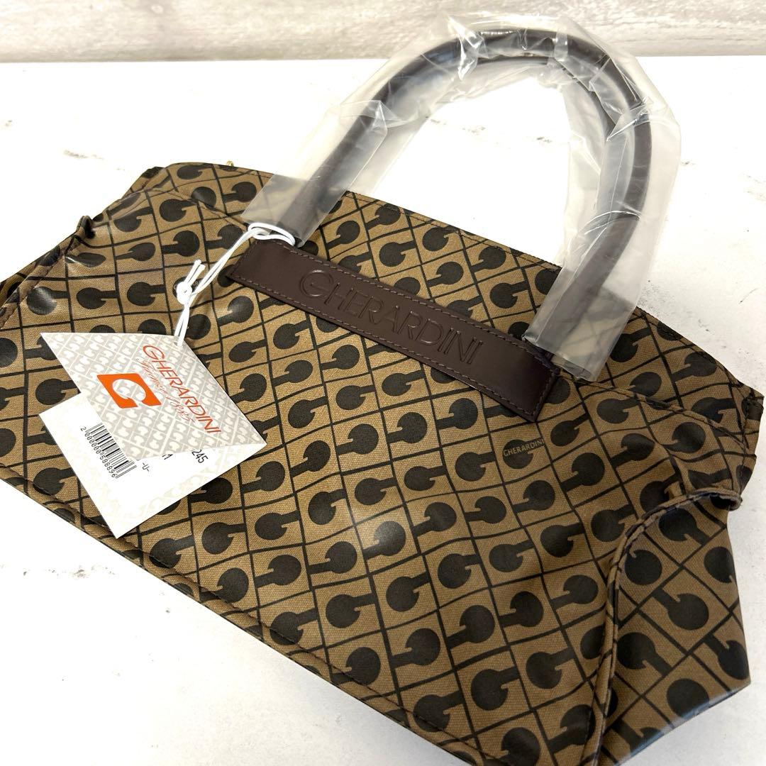 新品未使用　GHERARDINIゲラルディーニ ミニハンドバッグ　ブラウン