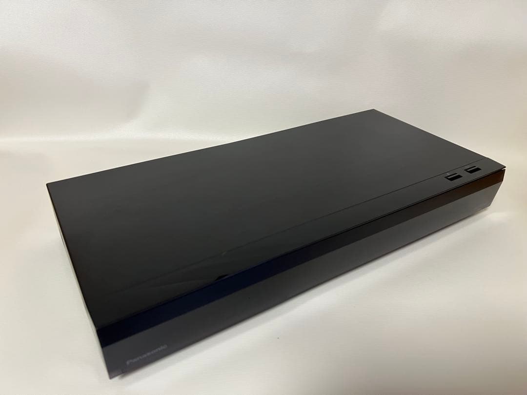 4K対応3番組同録Panasonic ブルーレイレコーダーDMR-4CW200