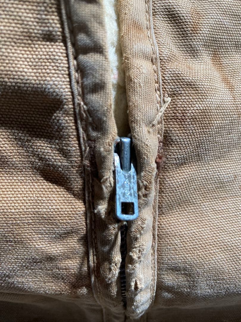 Carhartt ベスト　ダック　ヴィンテージ　ダメージ