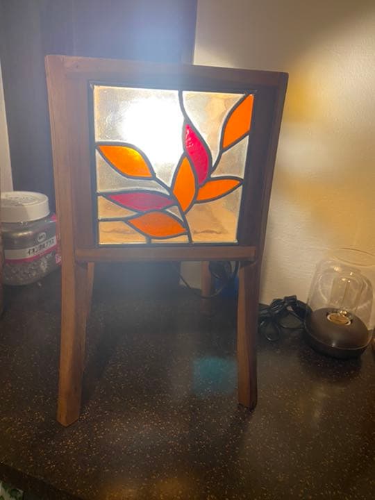 ステンドグラス　卓上ライト