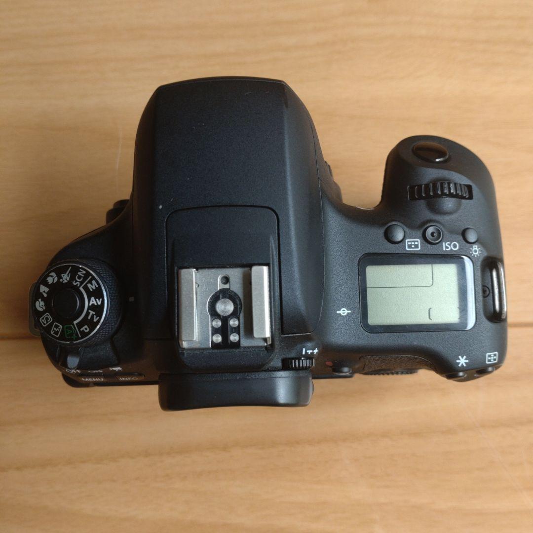 キャノン EOS8000D 18-135 IS STM キット