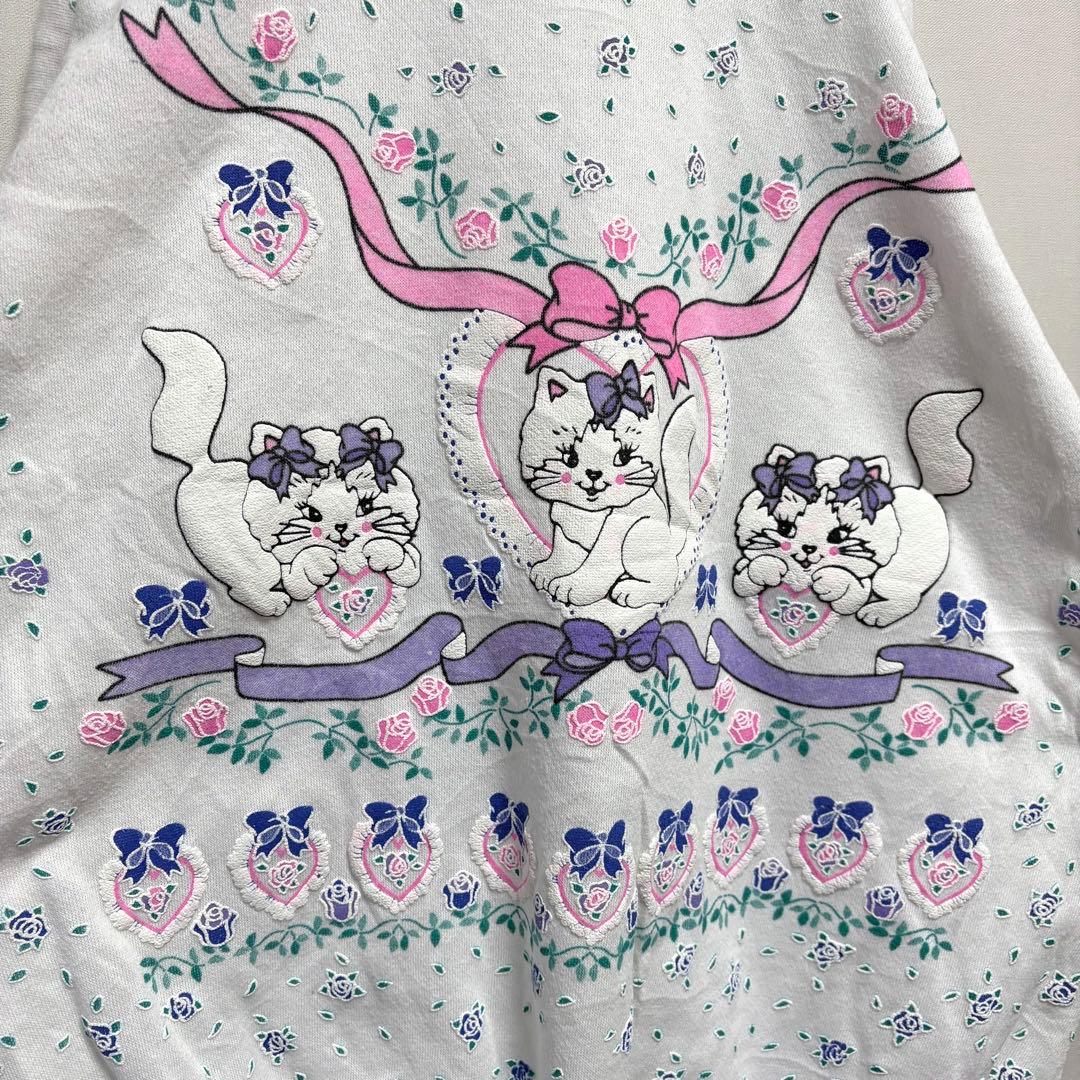 USAvintageアメリカ古着 発泡プリント猫ちゃんハートデザインスウェット
