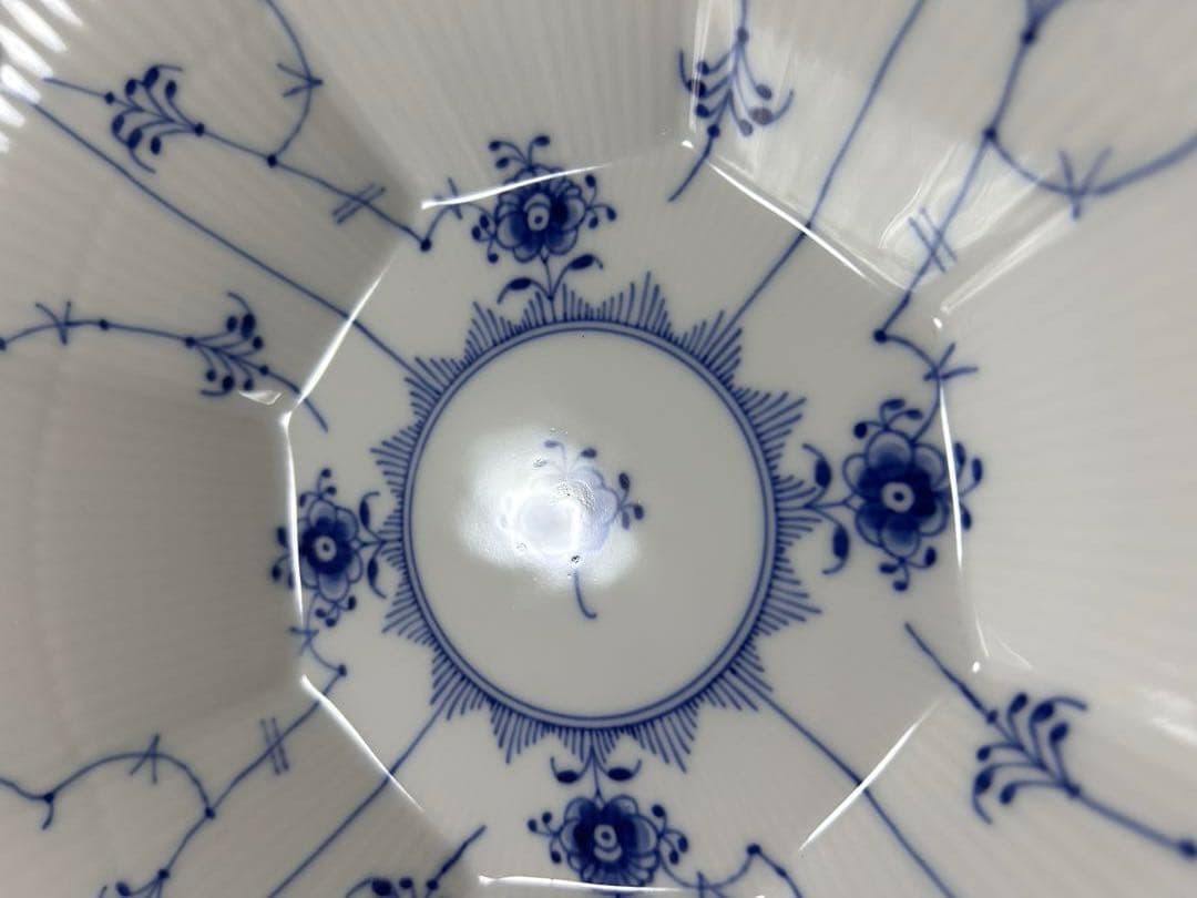 ブルーフルーテッド　ハーフレース　ペタルボウル