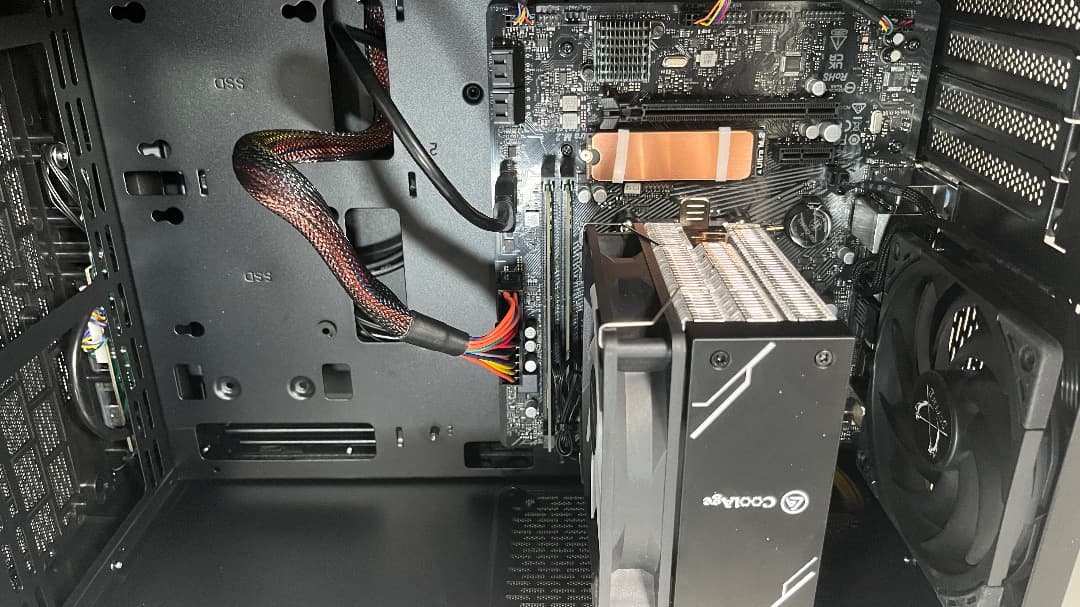 Ｓａｚａｅｓａｎ用自作PC！AMD Ryzen 3 3200G Win11