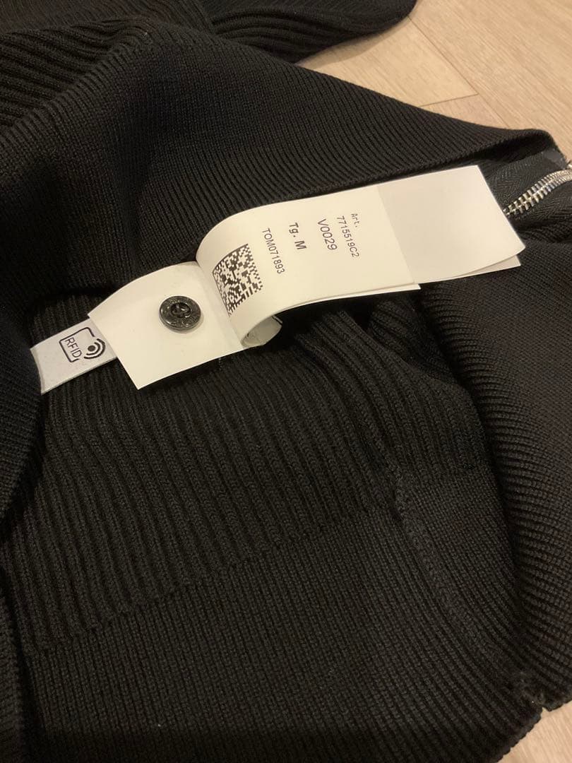 STONE  ブラック ハイネックセーター美品　ストーン　M ニット