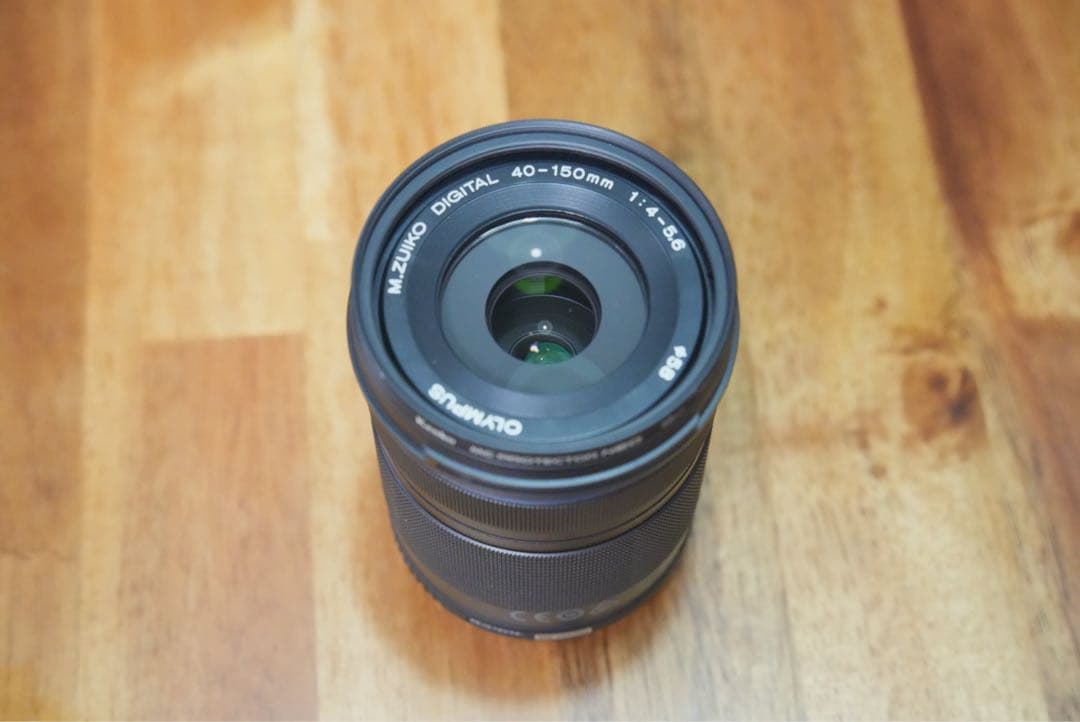 OLYMPUS OM-D E-M10 Mark III 本体+レンズ+SDカード