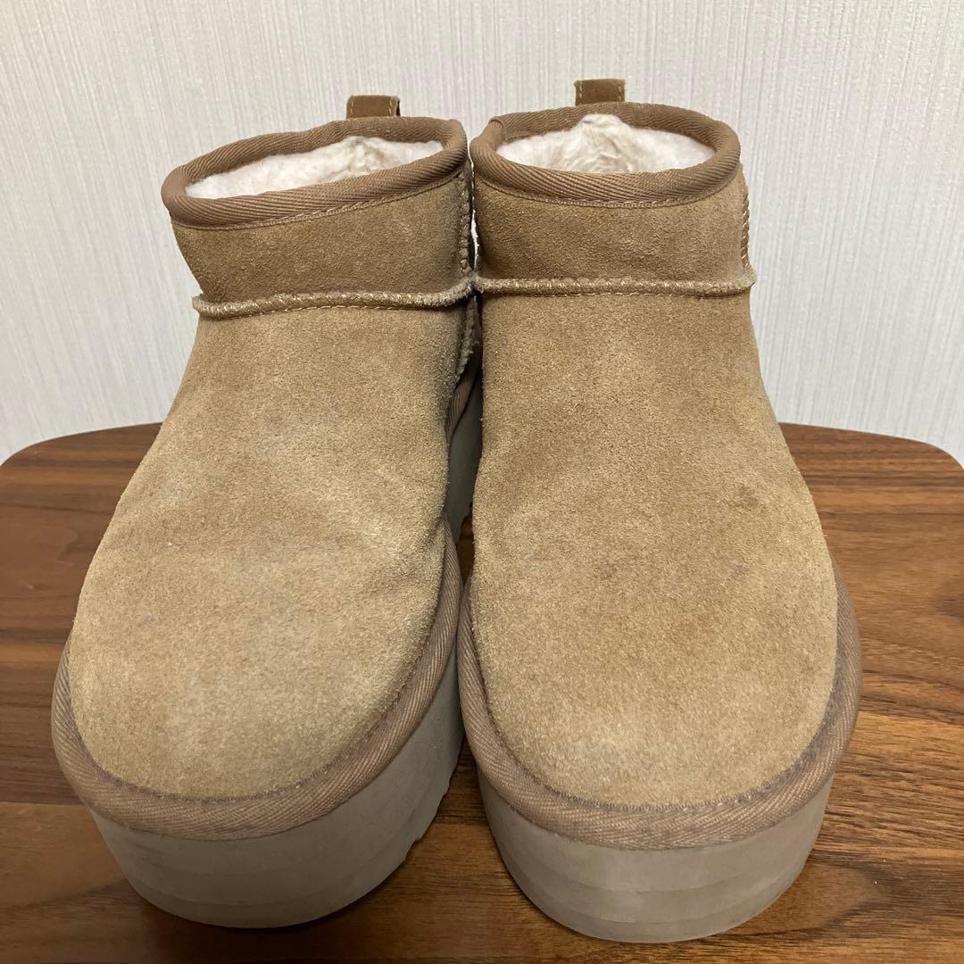 UGG クラシックウルトラミニプラットフォーム　厚底ブーツ　24cm