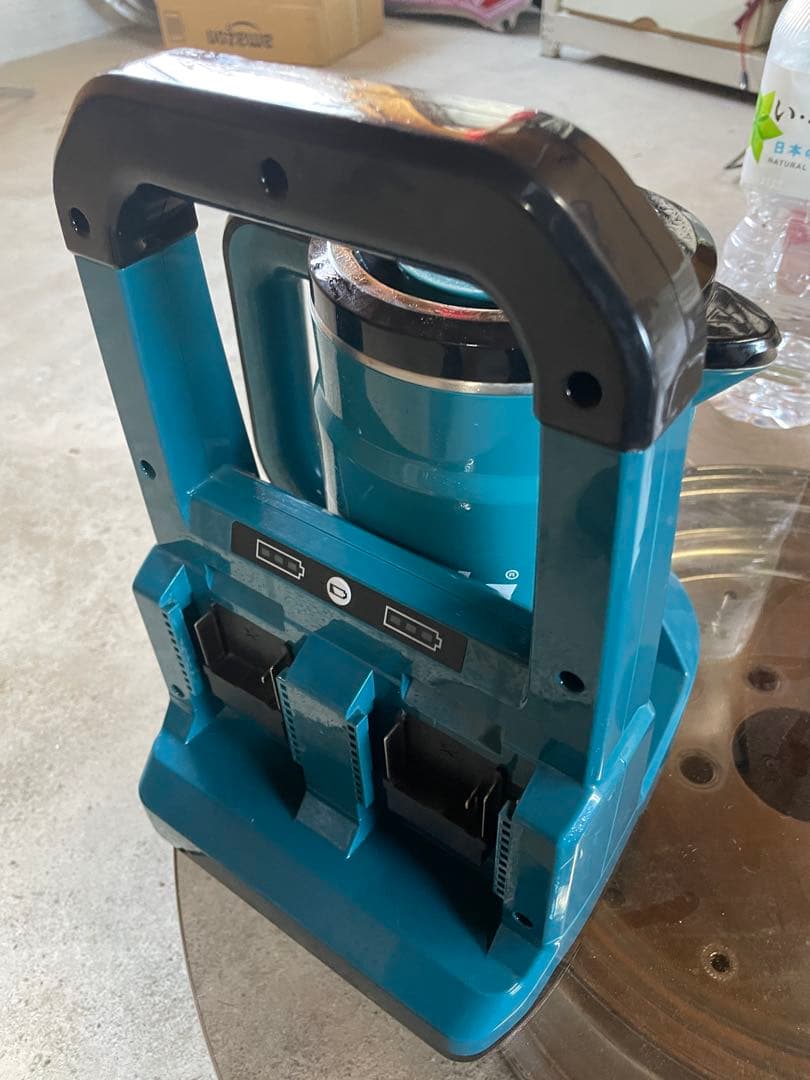 Makita 充電式電気ケトル 36ボルト