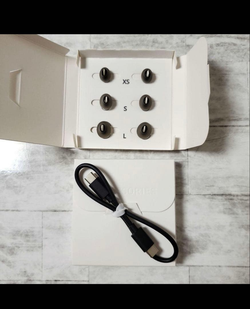 Poly Voyager Free 20 ワイヤレスイヤホン