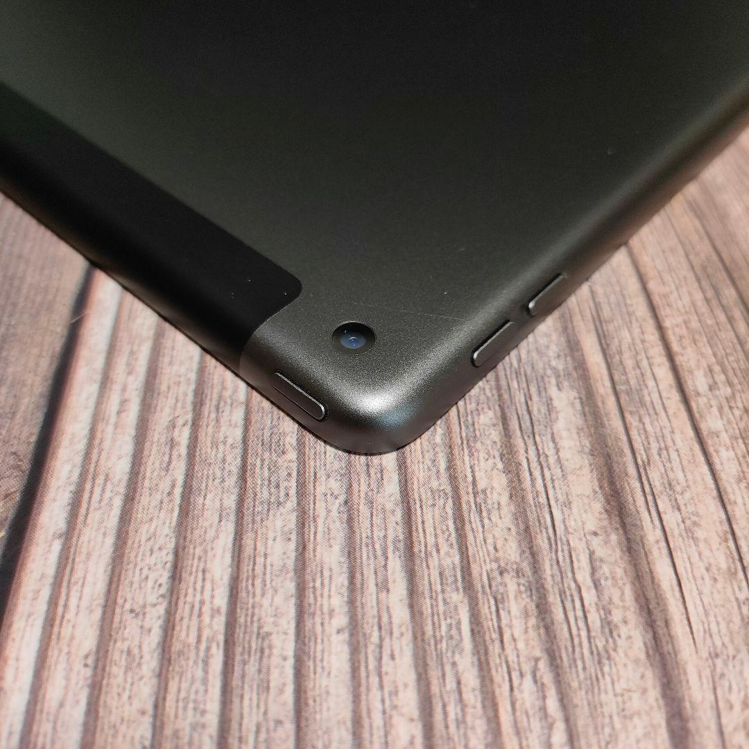 iPad 第8世代 32GB スペースグレー SIMフリー 美品