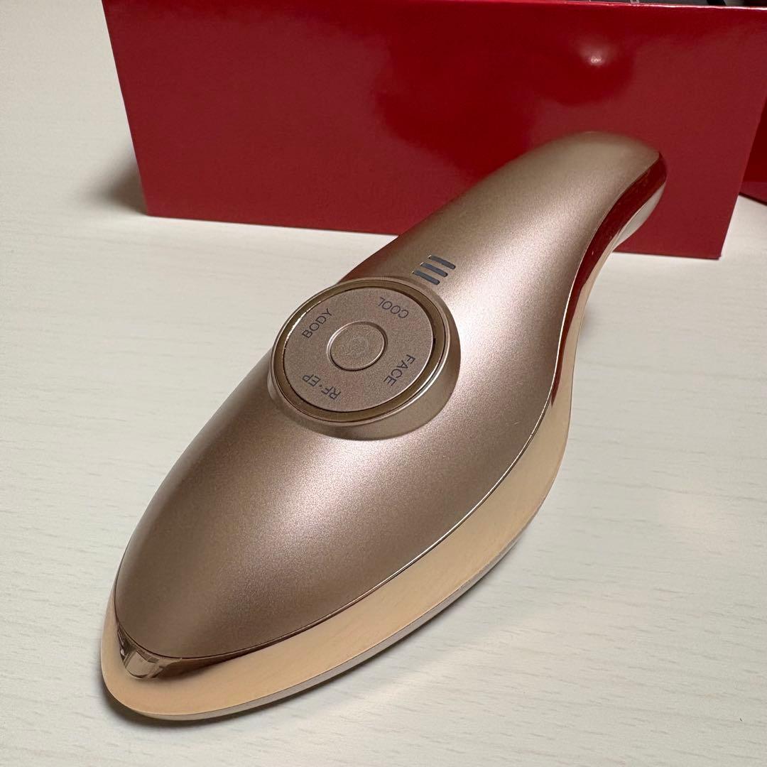 MEラボンエクラ IKKOプロデュース 美顔器