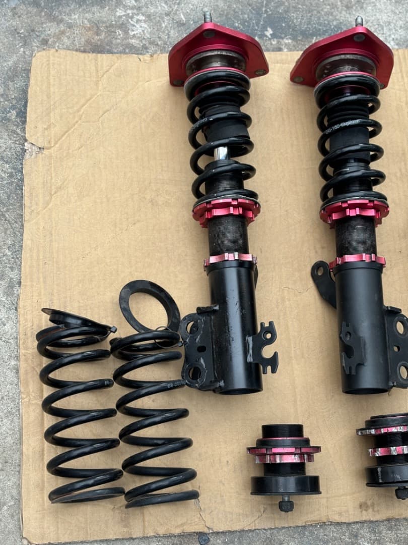 50 プリウス 前期 後期 車高調 フルタップ