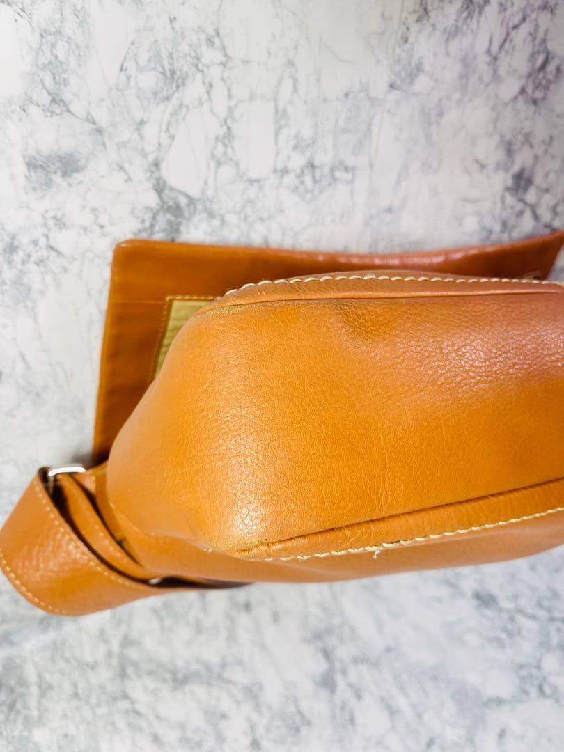 土屋鞄 トーンオイルヌメ ライトブラウン レザーショルダーバッグ