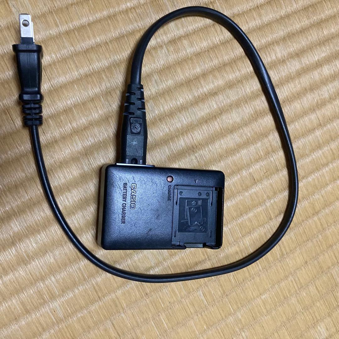 カシオEXILIM デジカメ　EX-Z800