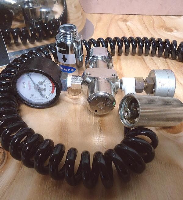 中古品エスプーマ充填機ディスペンサー容器2個ガス圧力調整器ボンベスタンドSET