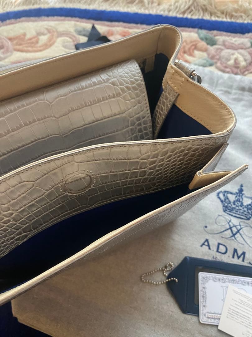 ADMJ クロコダイル風グレー ハンドバッグ