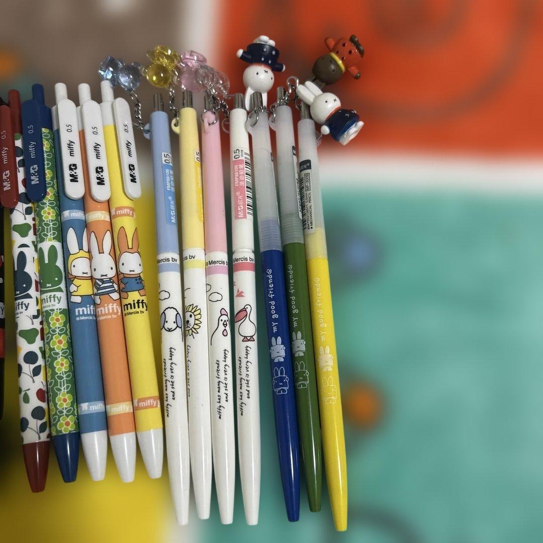 日本非売品　Miffy 文房具セット 定規　修正テープ　ボールペン　消しゴム