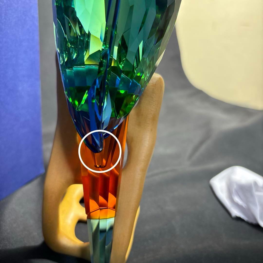 スワロフスキー コンゴウインコ 鳥 オウム