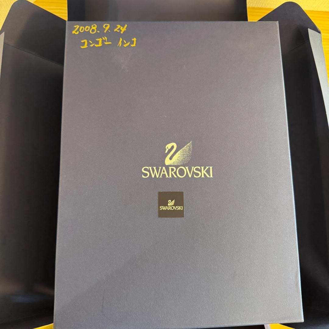 スワロフスキー コンゴウインコ 鳥 オウム