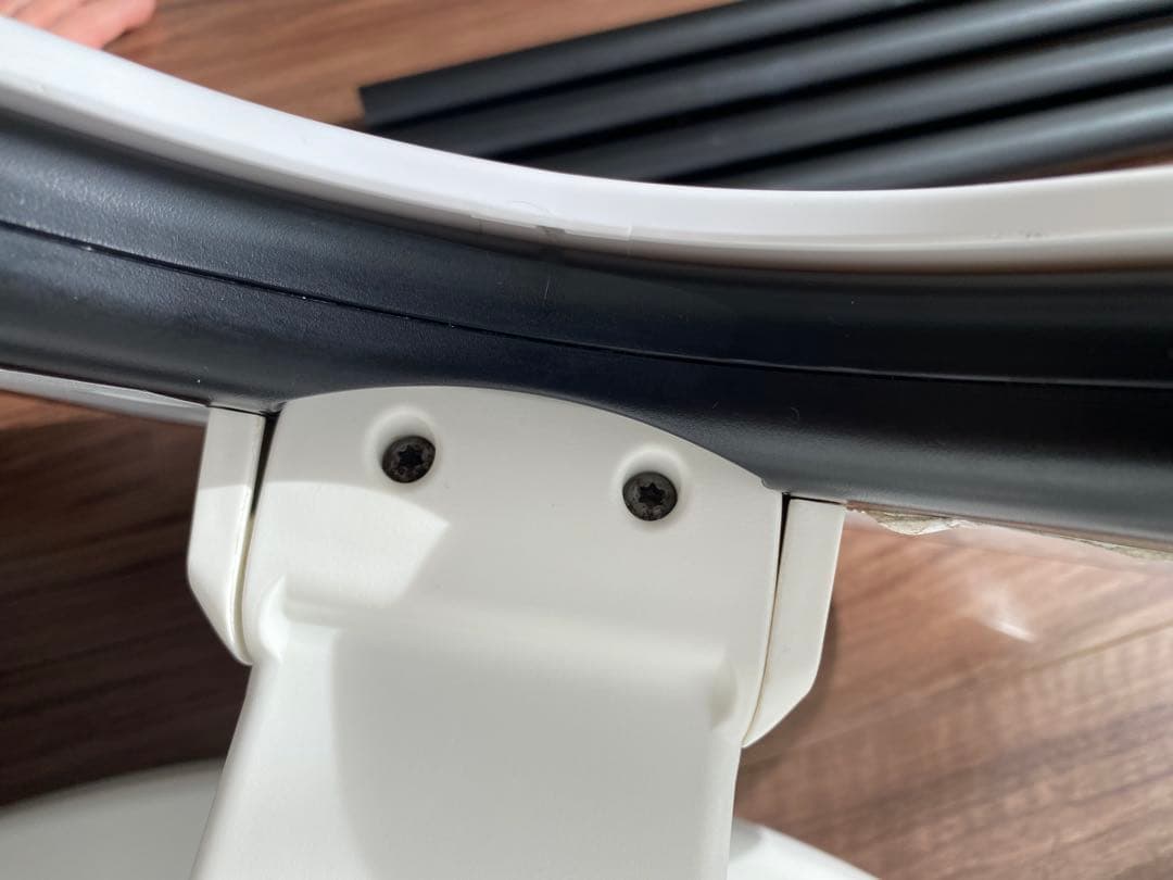 EW　ベビービョルン　ハイチェア　ベビーチェア　椅子　折りたたみ　ホワイト