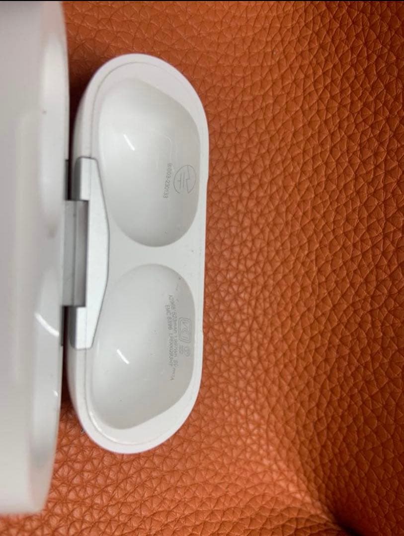 【美品】AirPods Pro 第2世代 USB-Cモデル ifaceケース付き