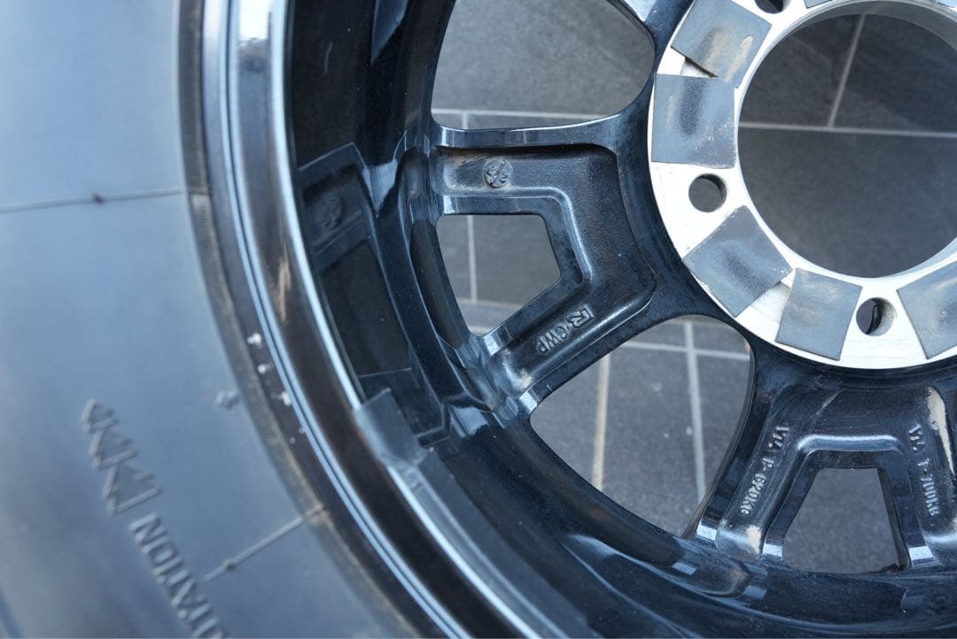 ジムニー背面タイヤ用　GEOLANDAR M/T 16インチセット