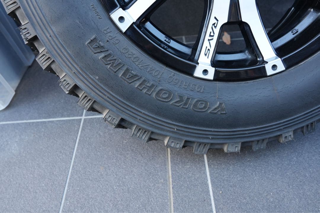 ジムニー背面タイヤ用　GEOLANDAR M/T 16インチセット