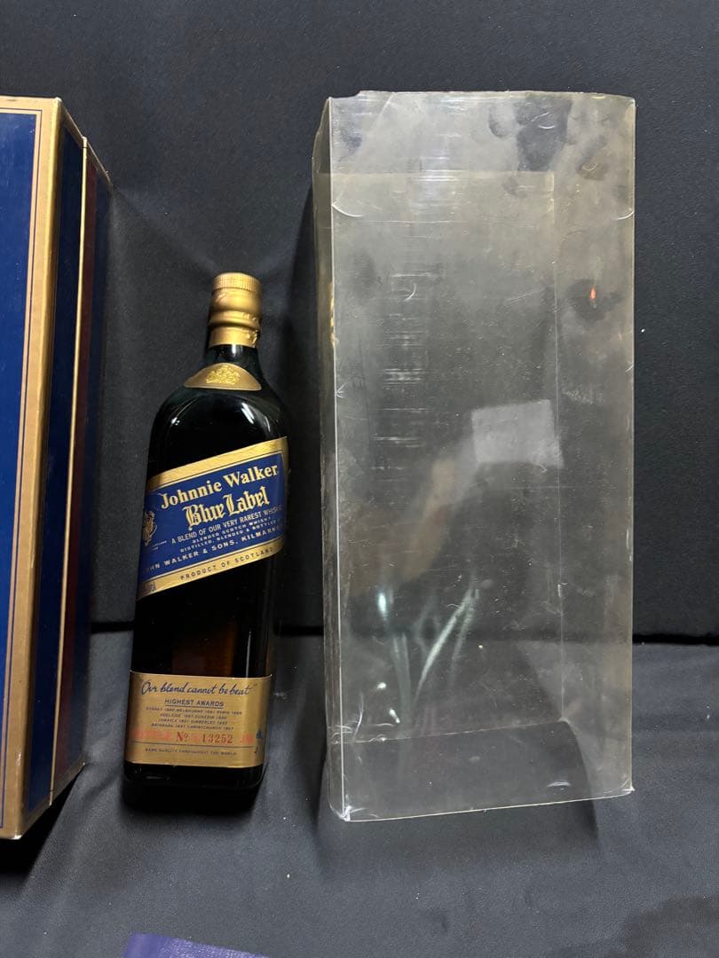 未開栓Jhonnie Walker 箱あり 古酒 ブルーラベル 750ml