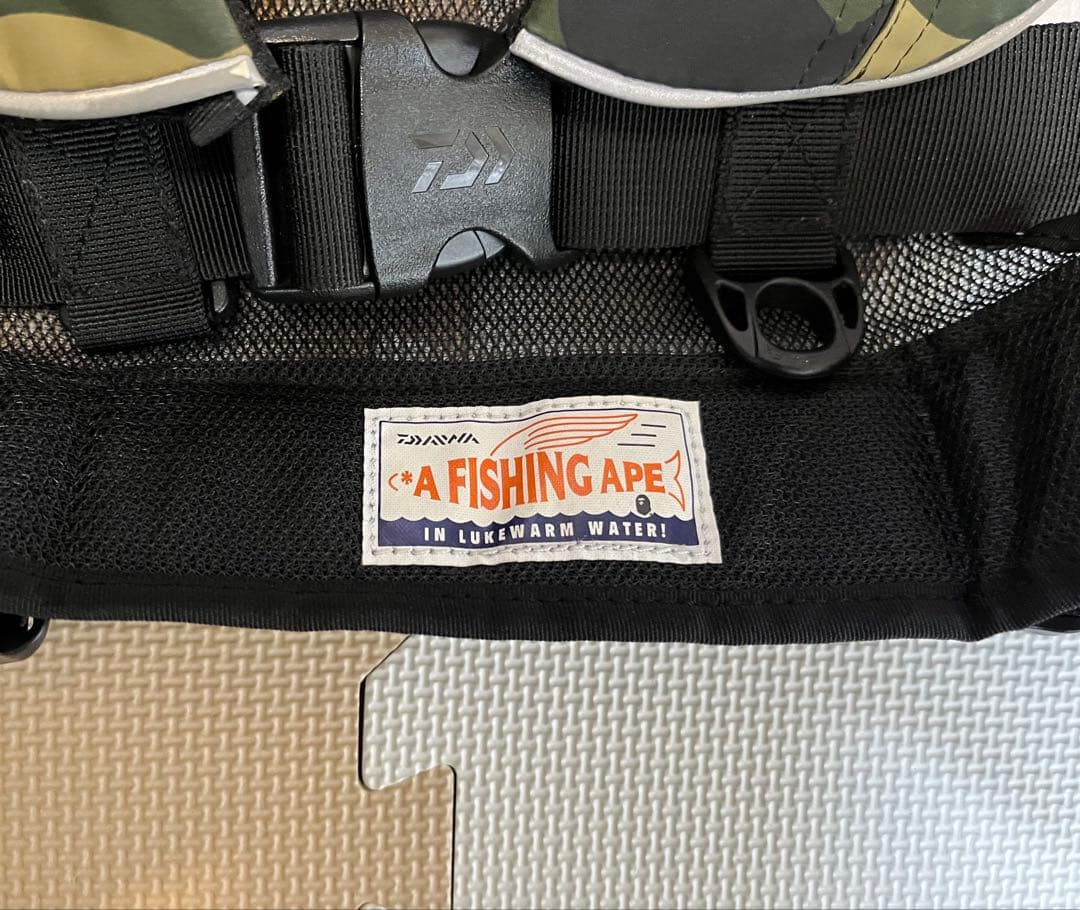 DAIWA × A BATHING APE フィッシング エイプライフジャケット