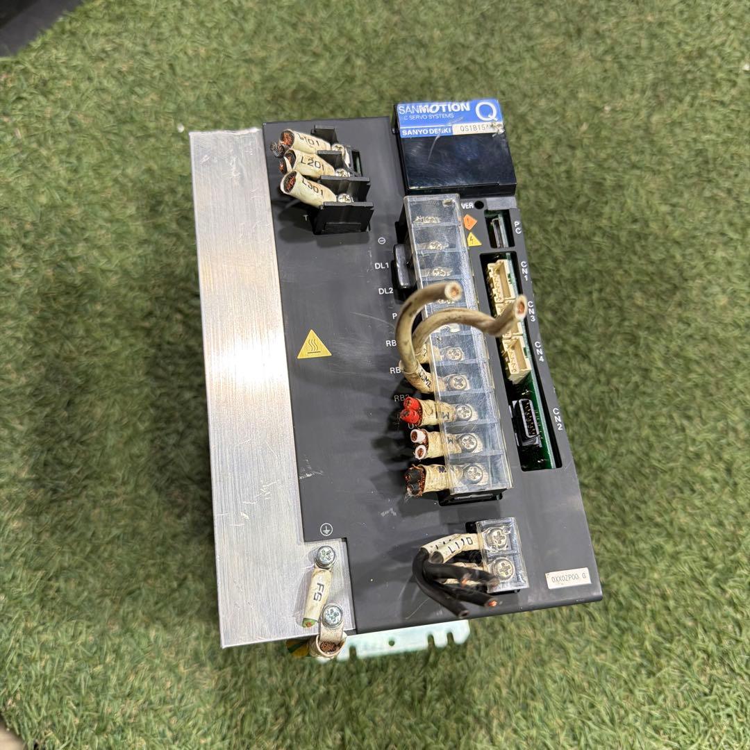 SANYO DENKI QS1B15AY0XX0ZP00 サーボアンプ