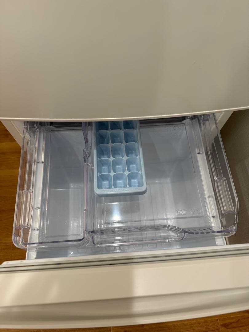 【2024年製】三菱ノンフロン冷凍冷蔵庫 MR-P15J-W