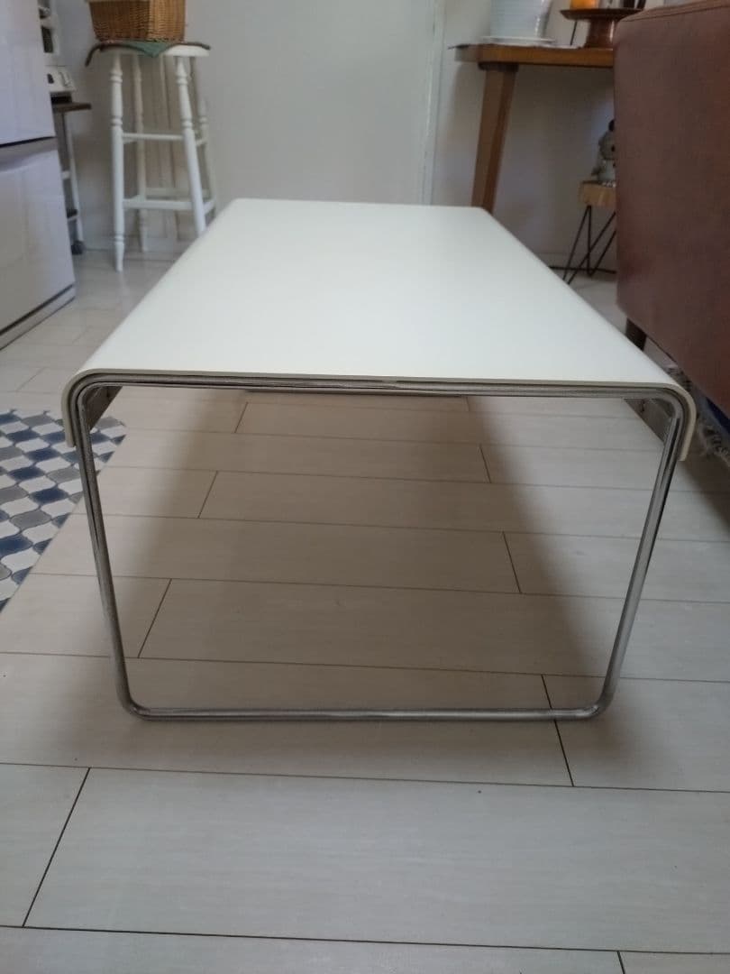 Cassina ホワイト　コーヒーテーブル　50✕90㌢　お値下げしました