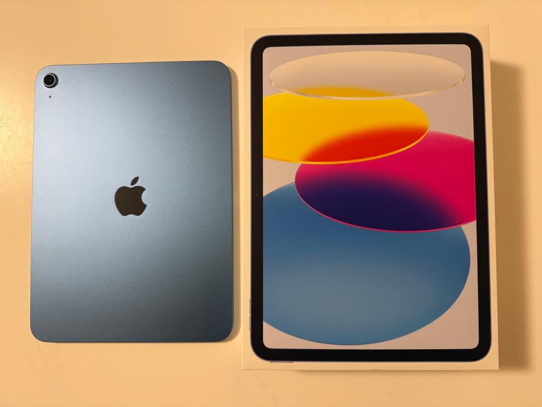 iPad A16 Wi-Fiモデル 256GB ブルー Smart Folio付