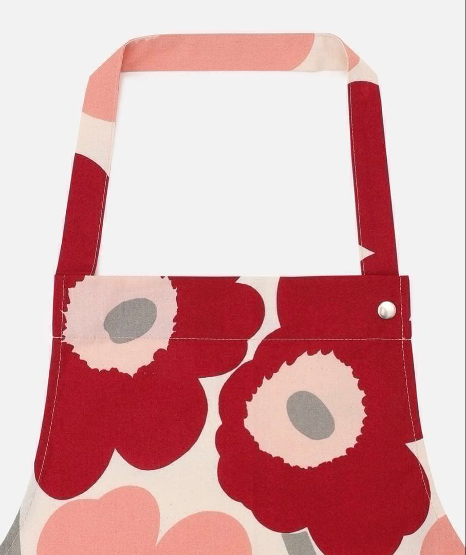 新品　marimekkoマリメッコ エプロン　ラティリティラッラ