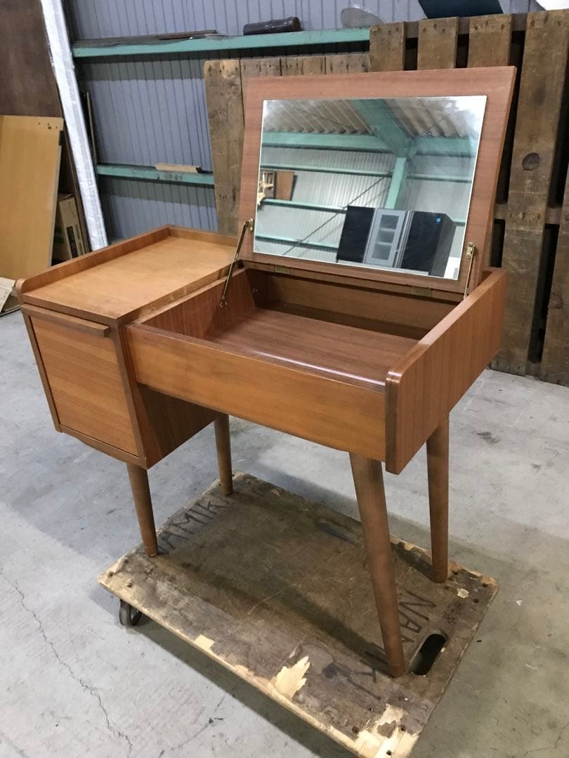 ウニコ unico アルベロ ドレッサー