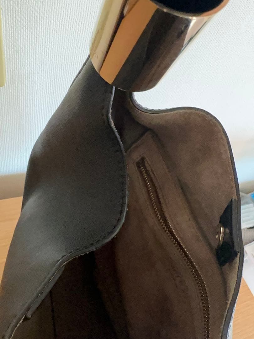 Jimmy Choo ブラックレザー ショルダーバッグ　STEVIEジミーチュウ