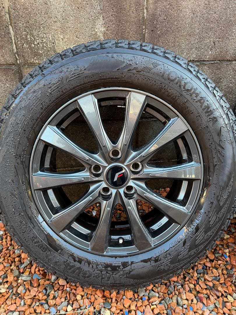 40系アルファード　スタッドレスタイヤ　４本セット