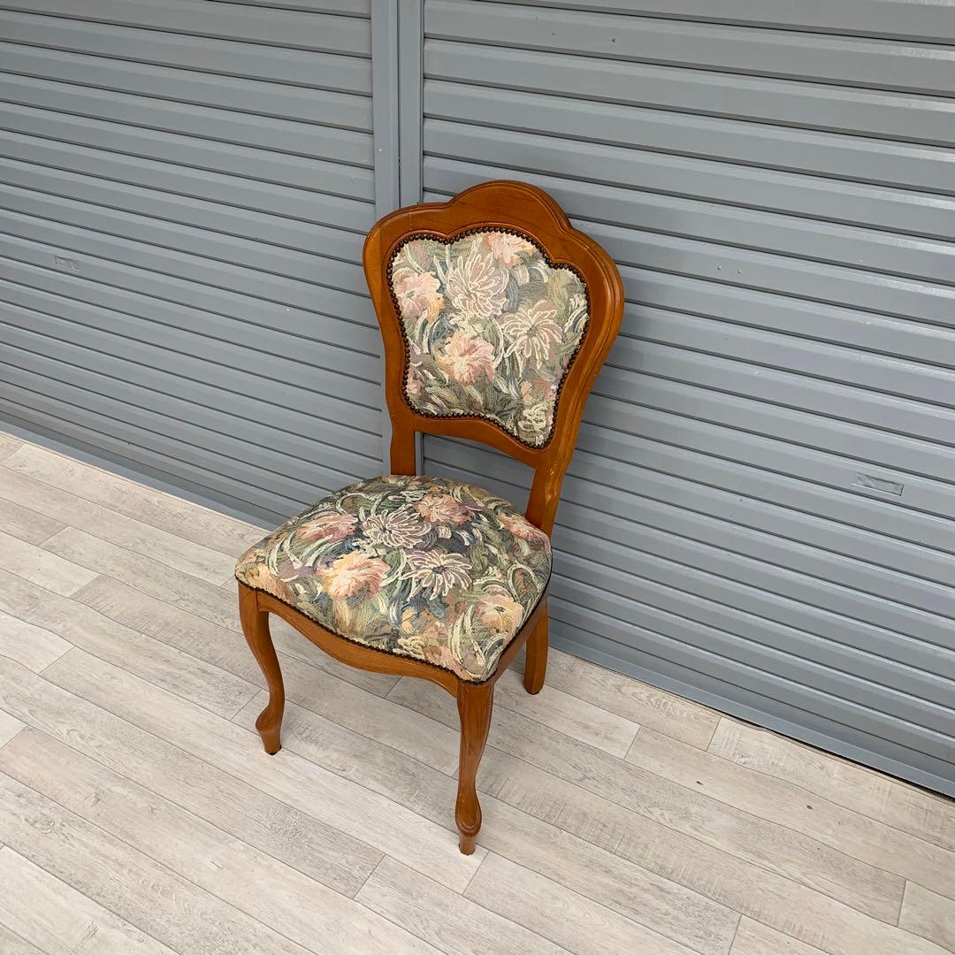 イタリア　ダイニングチェア